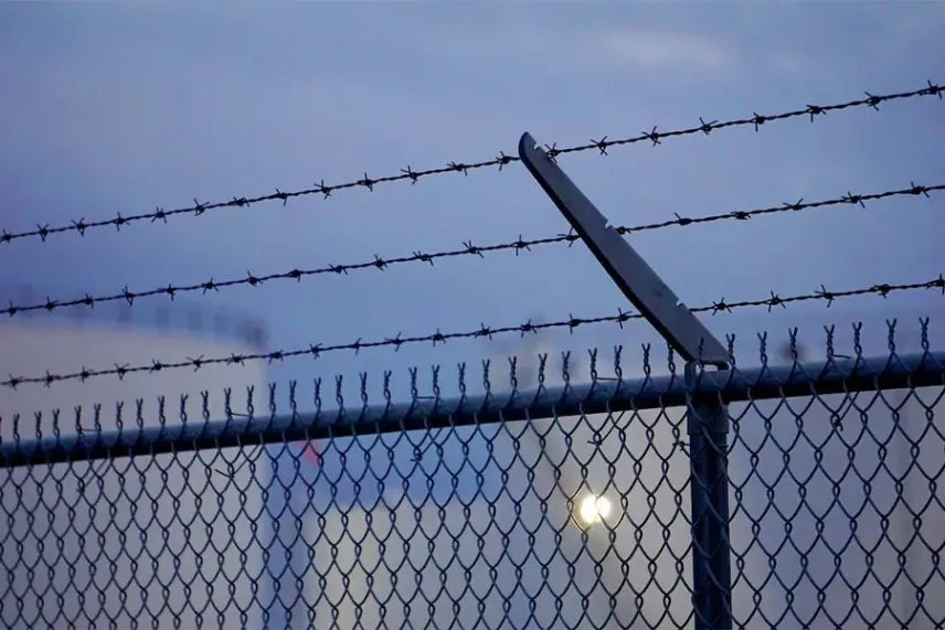 Колючая проволока