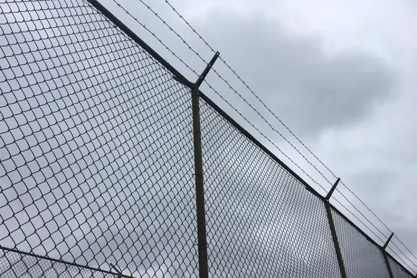 Типы металлических заборов